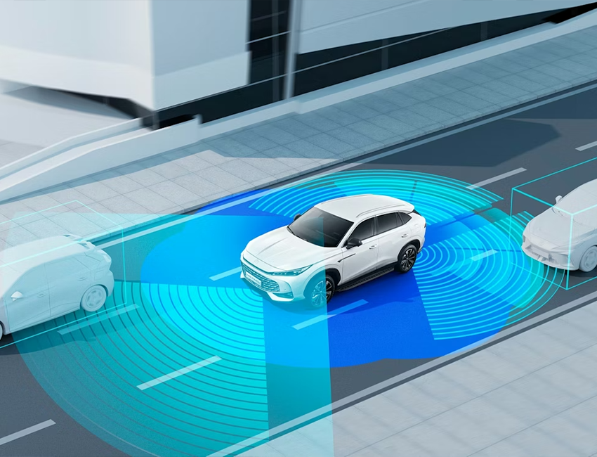 Écran tactile du MG EHS PHEV affichant la navigation